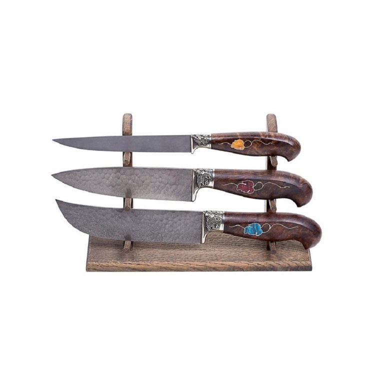 Стойка для 3-х ножей из дуба / Деревянная стойка для ножей подарочная, сувенирная