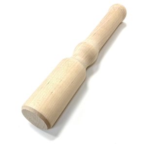 Толкушка деревянная с фигурной ручкой / Картофелемялка / Толкушка кухонная, 25 х 4.5 см