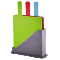 Набор досок с подставкой / Разделочные доски на подставке, 3 доски с ручкой, прямоугольные, пластиковые, размер 24х33х8 см, цвет серый с разноцветным